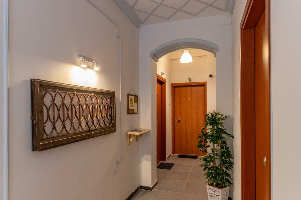 Ports Crossroad D Apartment Piraeus Ngoại thất bức ảnh